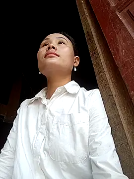 Snapshot of Ruaiuoi chatting on 03/26/26, 03:56 Ruaiuoi online show from 03/26/26, 03:56