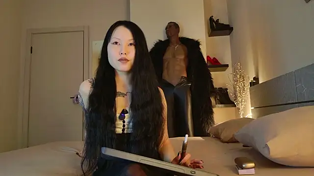 Snapshot of PurpleD1va chatting on 02/16/26, 01:40 PurpleD1va online show from 02/16/26, 01:40