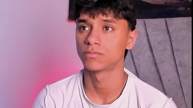 Snapshot of ZYZZ1312 chatting on 01/14/26, 02:23 ZYZZ1312 online show from 01/14/26, 02:23