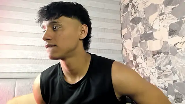 Snapshot of ZYZZ1312 chatting on 02/14/26, 04:42 ZYZZ1312 online show from 02/14/26, 04:42