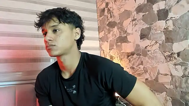 Snapshot of ZYZZ1312 chatting on 03/04/26, 05:57 ZYZZ1312 online show from 03/04/26, 05:57