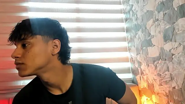 Snapshot of ZYZZ1312 chatting on 03/04/26, 06:58 ZYZZ1312 online show from 03/04/26, 06:58