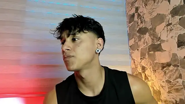 Snapshot of ZYZZ1312 chatting on 03/21/26, 11:08 ZYZZ1312 online show from 03/21/26, 11:08