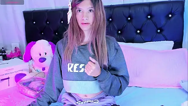 Snapshot of Sofiia_cute_ chatting on 02/10/26, 11:09 Sofiia cute online show from 02/10/26, 11:09