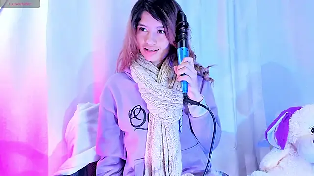 Snapshot of Sofiia_cute_ chatting on 03/21/26, 03:33 Sofiia cute online show from 03/21/26, 03:33