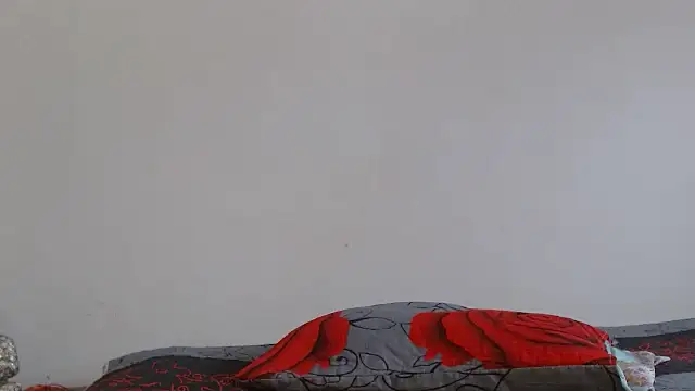 naiaratobon   online show from 02/19/26, 06:37