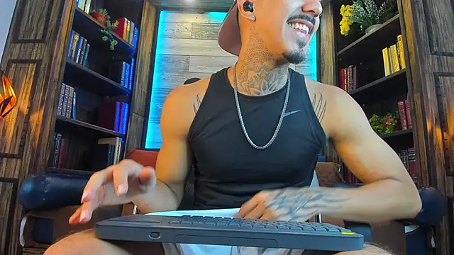 Donovan Desmond online show from 10/20/25, 07:58