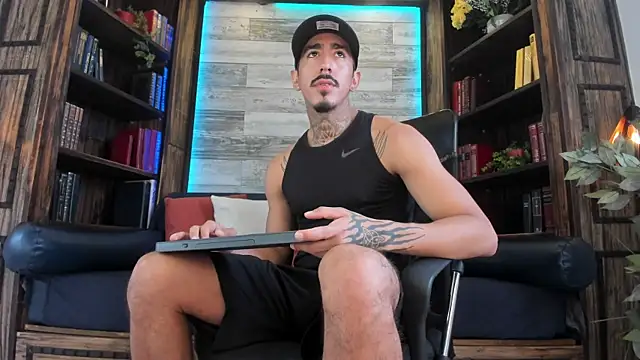 Donovan Desmond online show from 11/10/25, 08:41