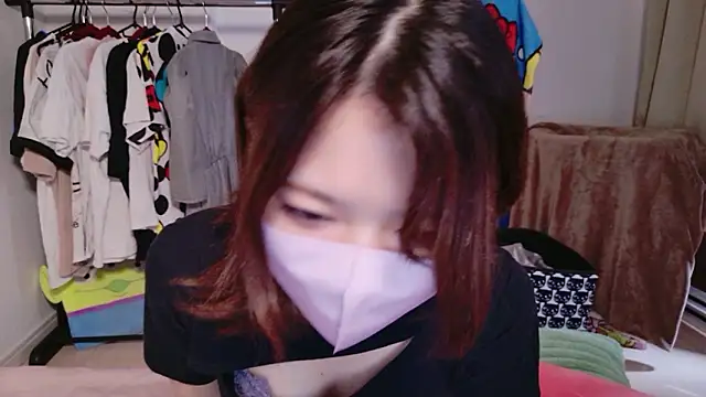 Snapshot of Azusa_DoMybest chatting on 04/24/26, 05:43 Azusa DoMybest online show from 04/24/26, 05:43