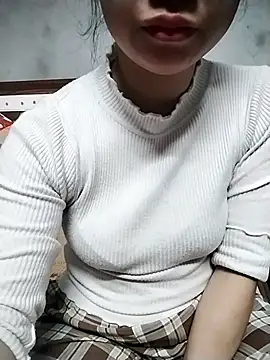 Mie rose online show from 11/17/25, 02:06