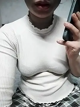 Mie rose online show from 11/25/25, 02:11