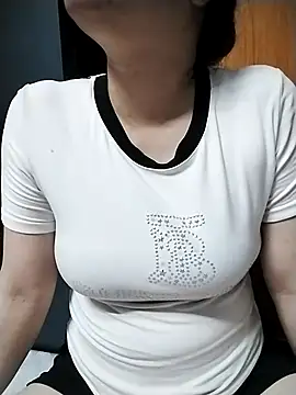Mie rose online show from 04/25/26, 01:36