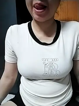 Mie rose online show from 04/25/26, 01:41