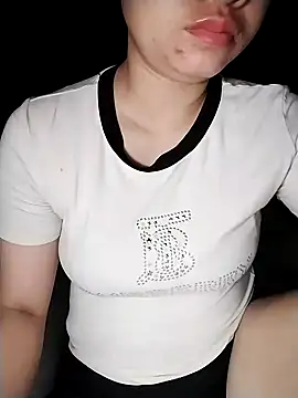 Mie rose online show from 04/29/26, 11:22