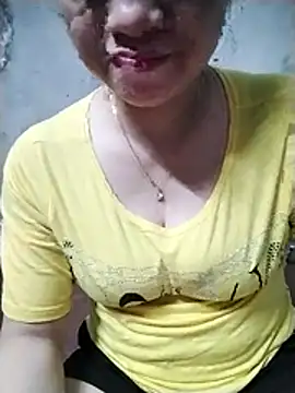 Snapshot of Mie_rose chatting on 06/10/26, 02:16 Mie rose online show from 06/10/26, 02:16