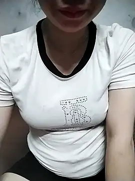 Snapshot of Mie_rose chatting on 06/12/26, 01:10 Mie rose online show from 06/12/26, 01:10
