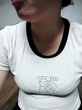 Snapshot of Mie_rose chatting on 06/22/26, 08:22 Mie rose online show from 06/22/26, 08:22