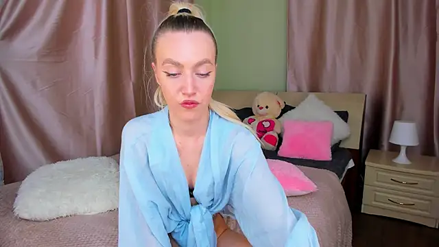 mishapallmer online show from 04/30/26, 08:57