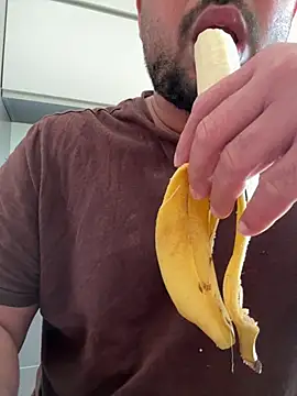 Snapshot of Rodrigopraba chatting on 03/17/26, 02:42 Rodrigopraba online show from 03/17/26, 02:42