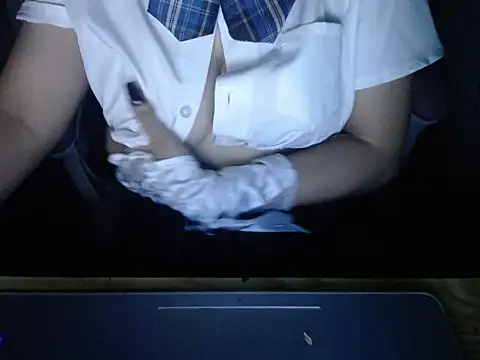 ahoa Tk online show from 09/28/25, 07:52