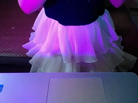 ahoa Tk online show from 11/11/25, 05:18