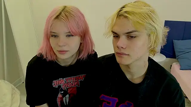 Snapshot of Bonnie_And_C1yde chatting on 11/05/25, 05:13 Bonnie And C1yde online show from 11/05/25, 05:13