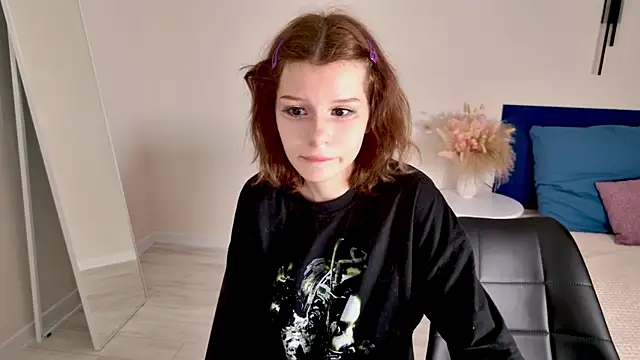 Snapshot of Bonnie_And_C1yde chatting on 11/26/25, 05:14 Bonnie And C1yde online show from 11/26/25, 05:14