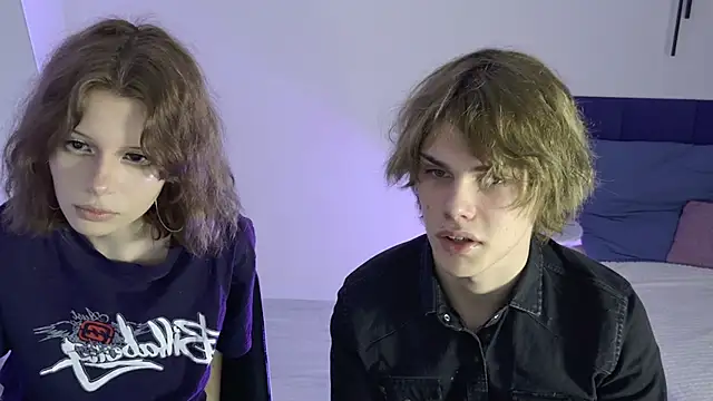 Snapshot of Bonnie_And_C1yde chatting on 11/29/25, 05:27 Bonnie And C1yde online show from 11/29/25, 05:27