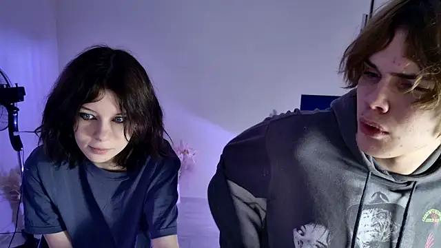 Snapshot of Bonnie_And_C1yde chatting on 01/07/26, 02:19 Bonnie And C1yde online show from 01/07/26, 02:19