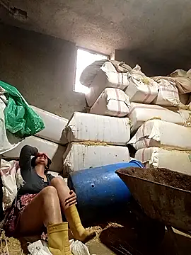 Snapshot of ezgi2545 chatting on 02/13/26, 01:18 ezgi2545 online show from 02/13/26, 01:18