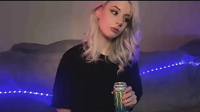 Snapshot of snowy_lisa chatting on 02/03/26, 11:59 snowy lisa online show from 02/03/26, 11:59