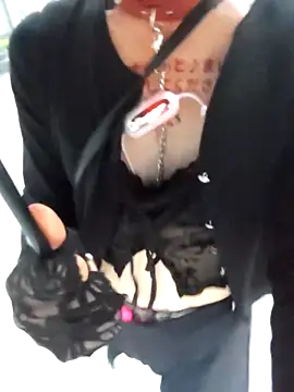 Snapshot of pink-mai chatting on 10/31/25, 07:31 pink-mai online show from 10/31/25, 07:31