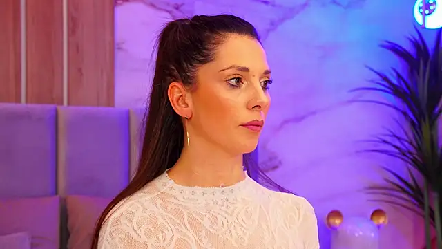 EllyLynn online show from 01/08/26, 08:33