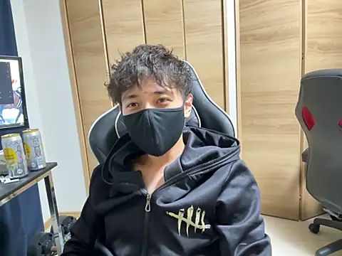 jiji9253 online show from 11/11/25, 01:22