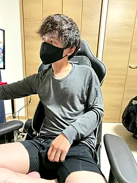 Snapshot of jiji9253 chatting on 01/06/26, 11:47 jiji9253 online show from 01/06/26, 11:47