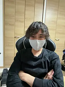 Snapshot of jiji9253 chatting on 02/17/26, 12:12 jiji9253 online show from 02/17/26, 12:12