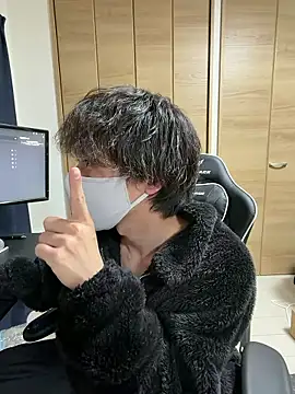 Snapshot of jiji9253 chatting on 02/19/26, 12:56 jiji9253 online show from 02/19/26, 12:56