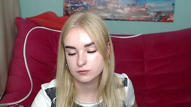 SofySofty online show from 10/25/25, 04:57