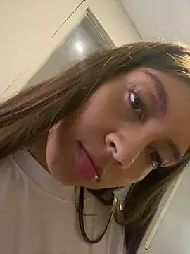 Sara-cooper2 online show from 03/02/26, 07:21