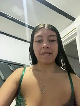 Sara-cooper2 online show from 03/05/26, 12:23