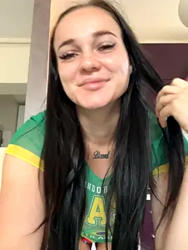 Snapshot of Baby_Eva23 chatting on 09/12/25, 08:47 Baby Eva23 online show from 09/12/25, 08:47