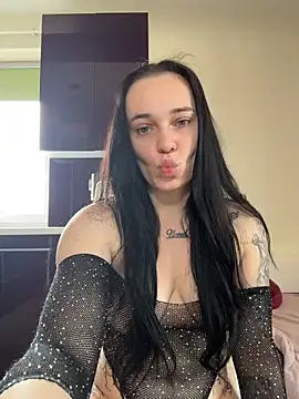 Snapshot of Baby_Eva23 chatting on 04/06/26, 12:39 Baby Eva23 online show from 04/06/26, 12:39