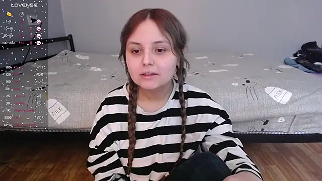 Snapshot of vendymories chatting on 02/19/26, 12:45 vendymories online show from 02/19/26, 12:45