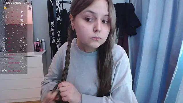 Snapshot of vendymories chatting on 03/06/26, 11:28 vendymories online show from 03/06/26, 11:28