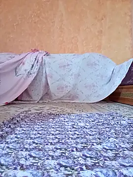 Snapshot of armanisexy chatting on 09/29/25, 12:43 armanisexy online show from 09/29/25, 12:43