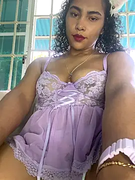 SophieD online show from 10/25/25, 03:18