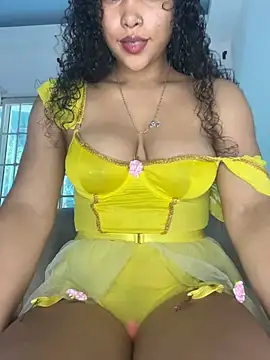 SophieD online show from 04/25/26, 01:41