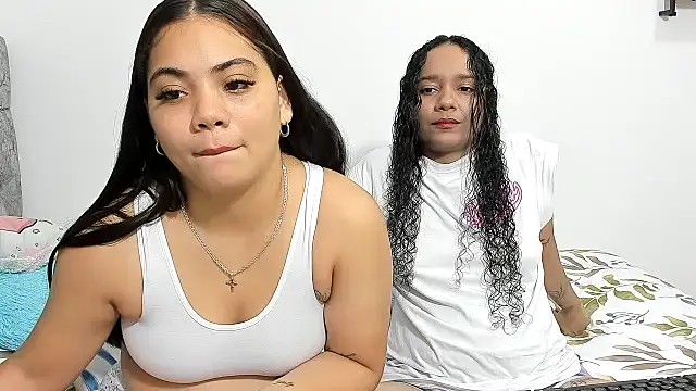 nay and aleja1 online show from 11/11/25, 02:55