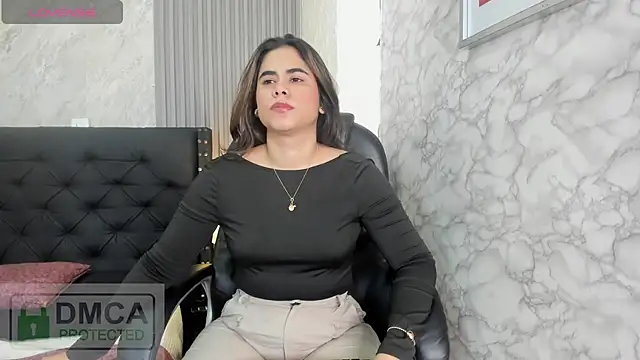 Snapshot of alicy__torres chatting on 05/16/26, 12:04 alicy torres online show from 05/16/26, 12:04