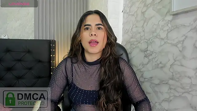 Snapshot of alicy__torres chatting on 06/13/26, 12:25 alicy torres online show from 06/13/26, 12:25